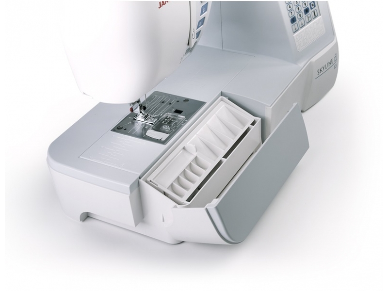 Šicí stroj Janome Skyline S5